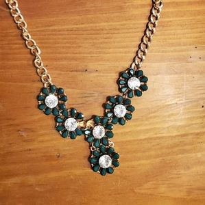 3/$7 BUNDLE ME! Green Flower Bubble Necklace